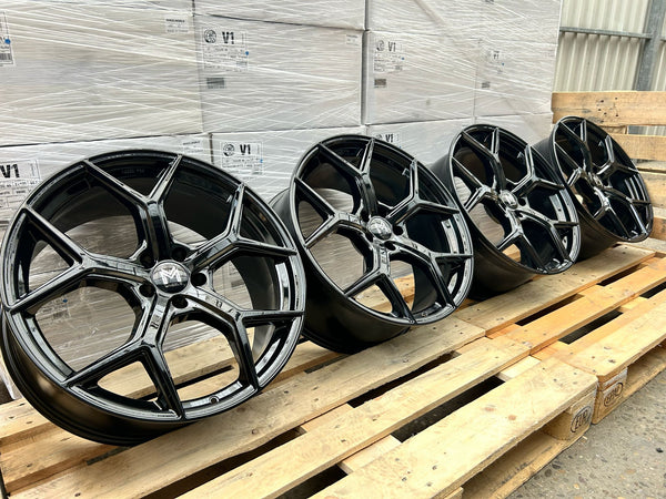 MM Wheels MM08 21 Zoll Schwarz Glanz 9,0x21 ET38 5/112